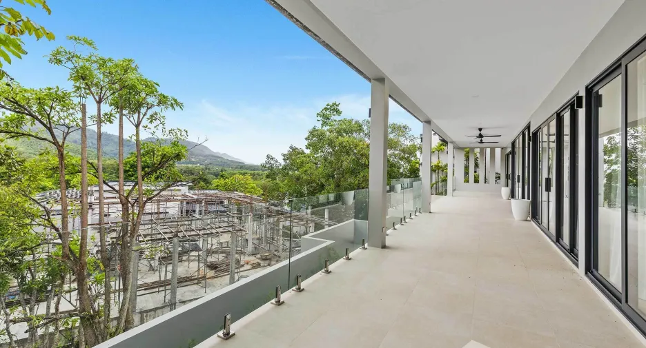 For sale 4 bedrooms villa in Thalang, Phuket