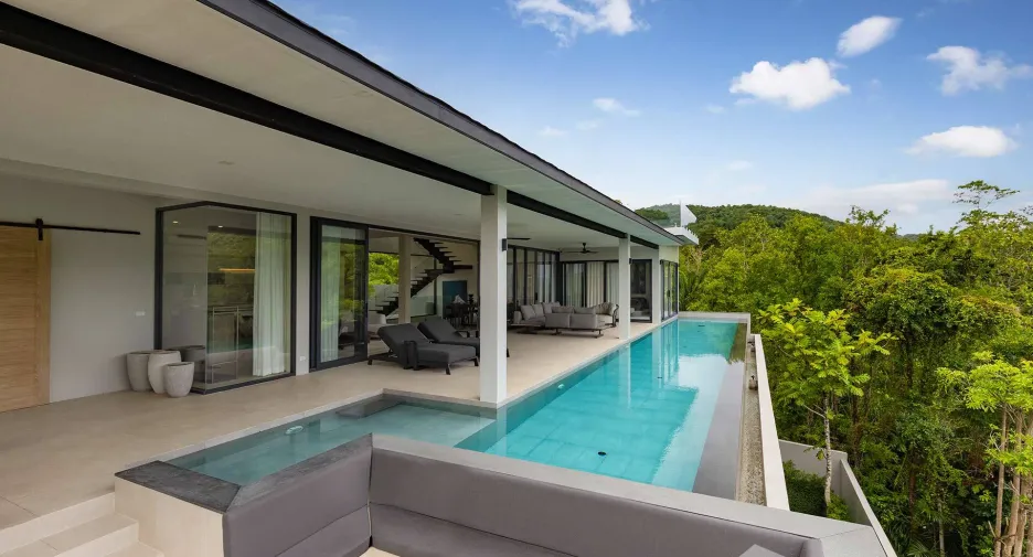 For sale 4 bedrooms villa in Thalang, Phuket