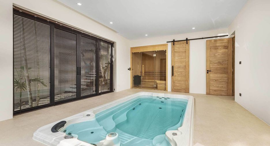 À vendre 4 chambres villa à Thalang, Phuket