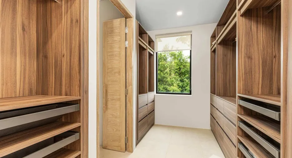 For sale 4 bedrooms villa in Thalang, Phuket