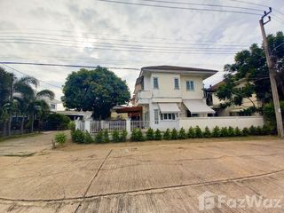 For rent 3 bedrooms house in Sai Noi, Nonthaburi