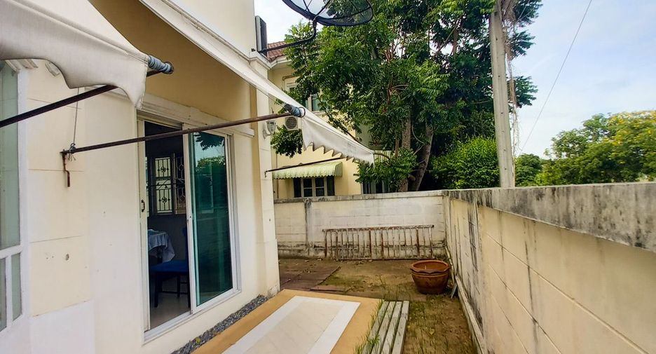 For rent 3 ベッドルーム house in Sai Noi, Nonthaburi