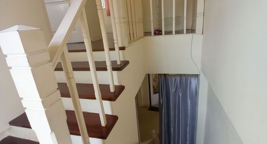For rent 3 ベッドルーム house in Sai Noi, Nonthaburi