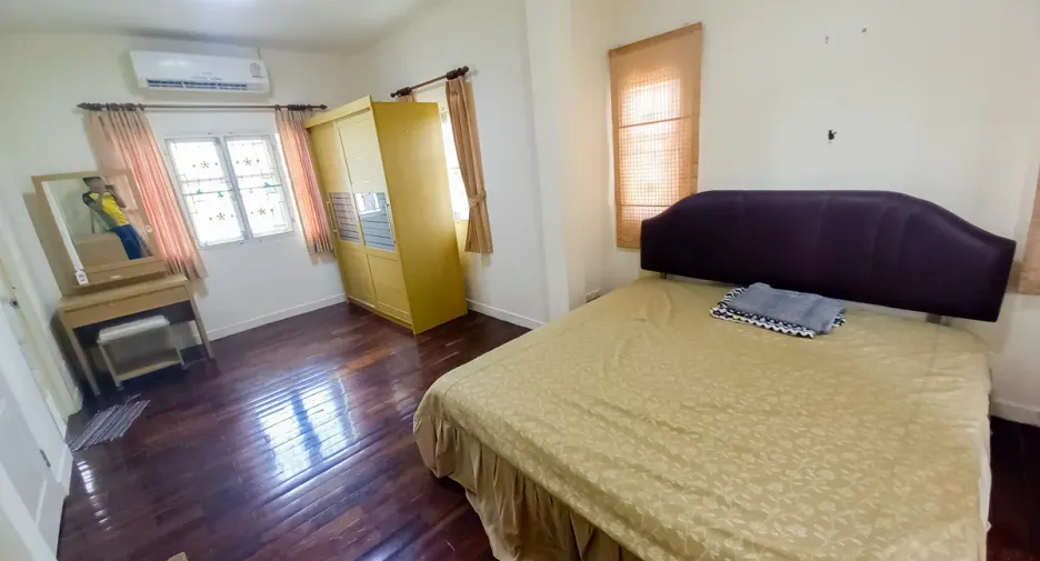 For rent 3 ベッドルーム house in Sai Noi, Nonthaburi