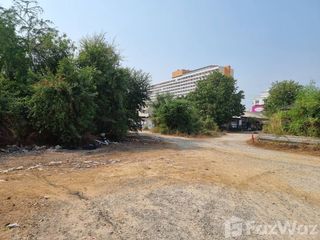 出售 土地 在 Bang Lamung, Chon Buri