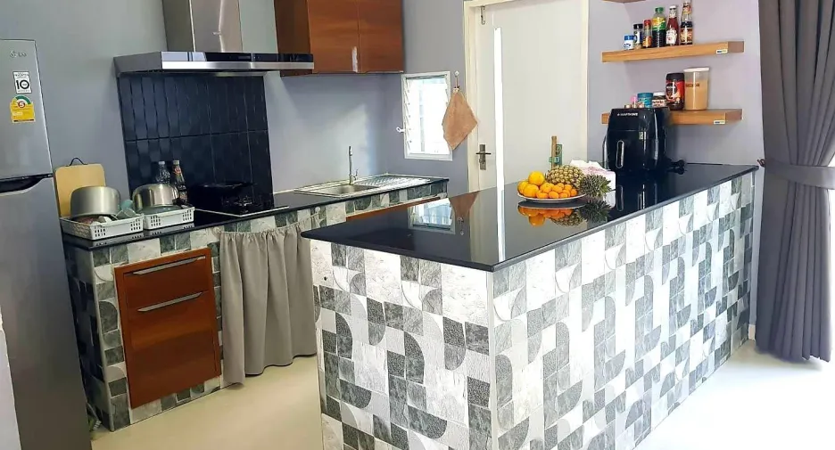Reihenhaus zum Kauf und zur Miete mit 3 Zimmer in Lat Krabang, Bangkok