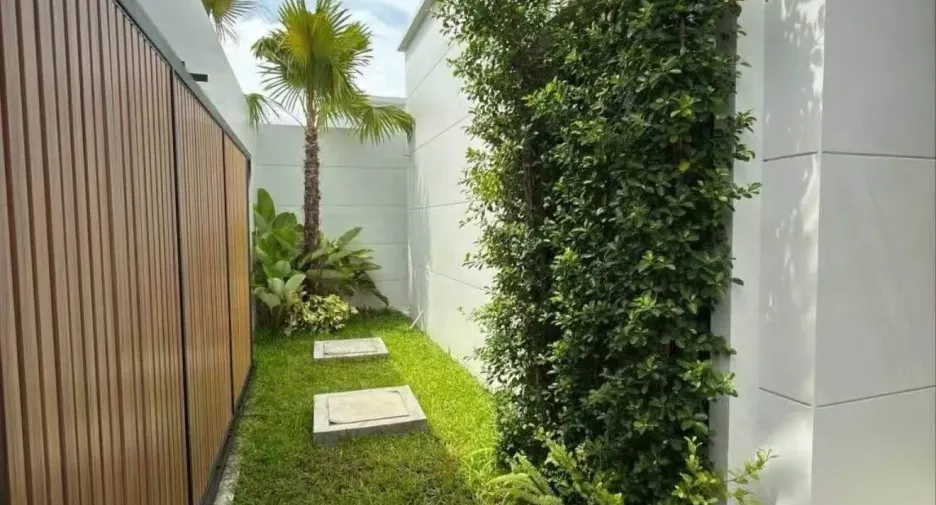 For rent 3 bedrooms villa in Mueang Phuket, Phuket