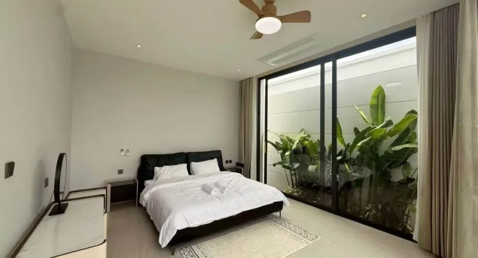 For rent 3 bedrooms villa in Mueang Phuket, Phuket
