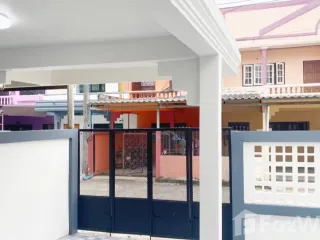 For sale 2 bedrooms townhouse in Mueang Rayong, Rayong