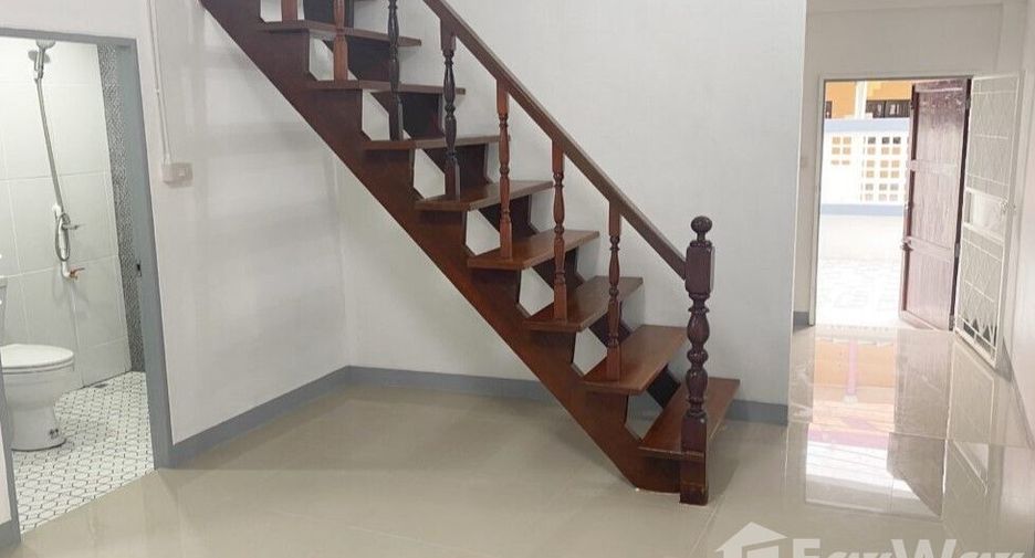 For sale 2 bedrooms townhouse in Mueang Rayong, Rayong