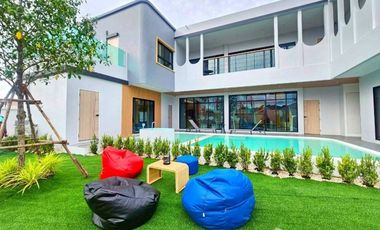 À vendre 5 chambres villa à Huay Yai, Pattaya