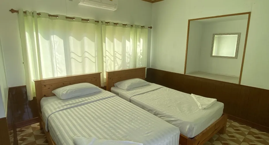 For rent 10 bedrooms hotel in Mueang Chaiyaphum, Chaiyaphum