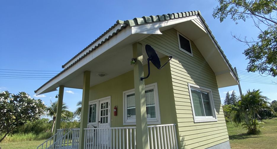 For rent 10 bedrooms hotel in Mueang Chaiyaphum, Chaiyaphum