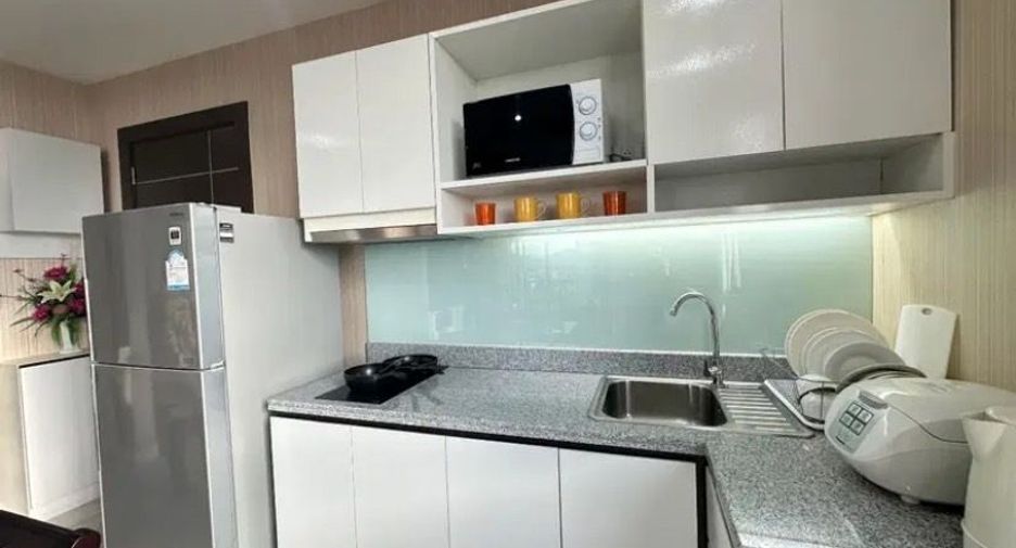 Condo en alquiler de 1 habitaciones en Si Racha, Chonburi