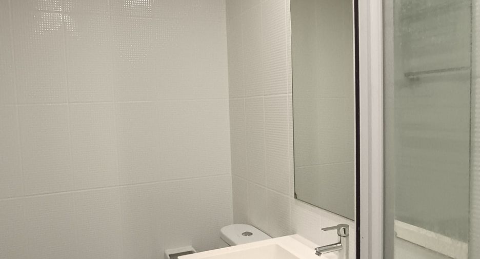Condo en alquiler de 2 habitaciones en Mueang Nonthaburi, Nonthaburi