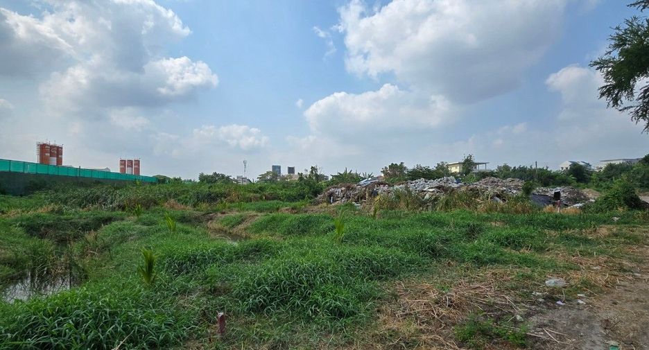 For sale land in Lat Phrao, Bangkok