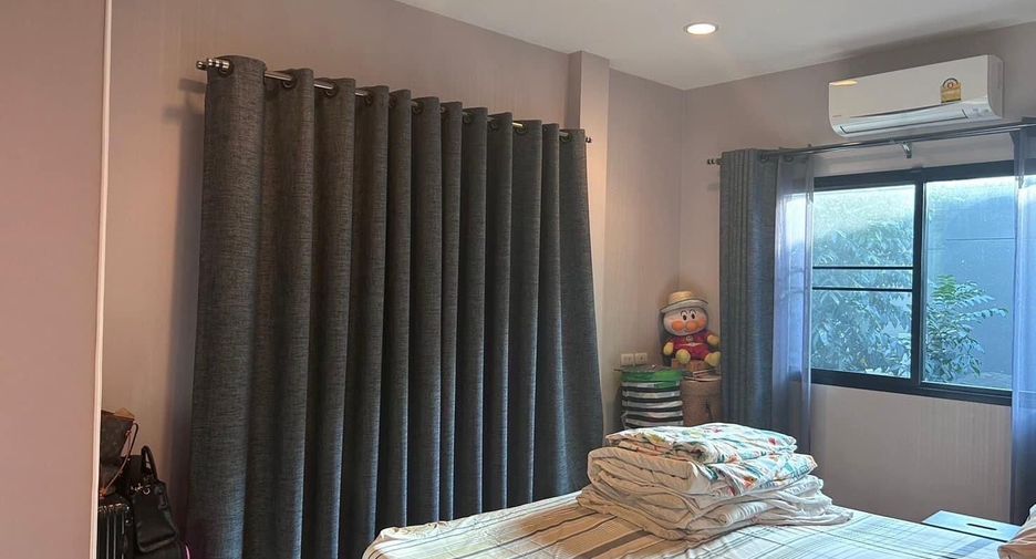 Casa en venta y en alquiler de 4 habitaciones en Bang Bon, Bangkok