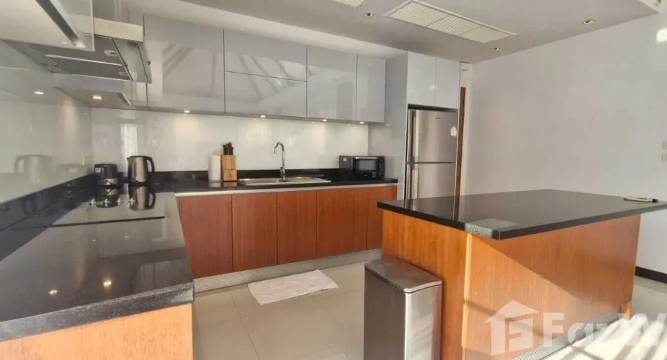 For rent 3 bedrooms villa in Thalang, Phuket