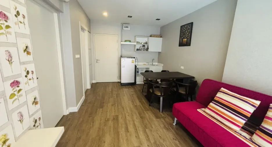 For sale 1 bed condo in Mueang Rayong, Rayong