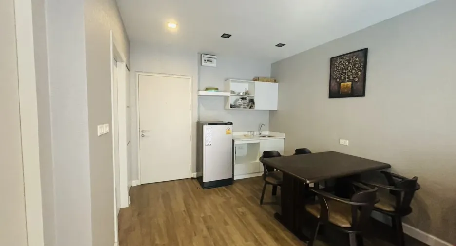 For sale 1 bed condo in Mueang Rayong, Rayong