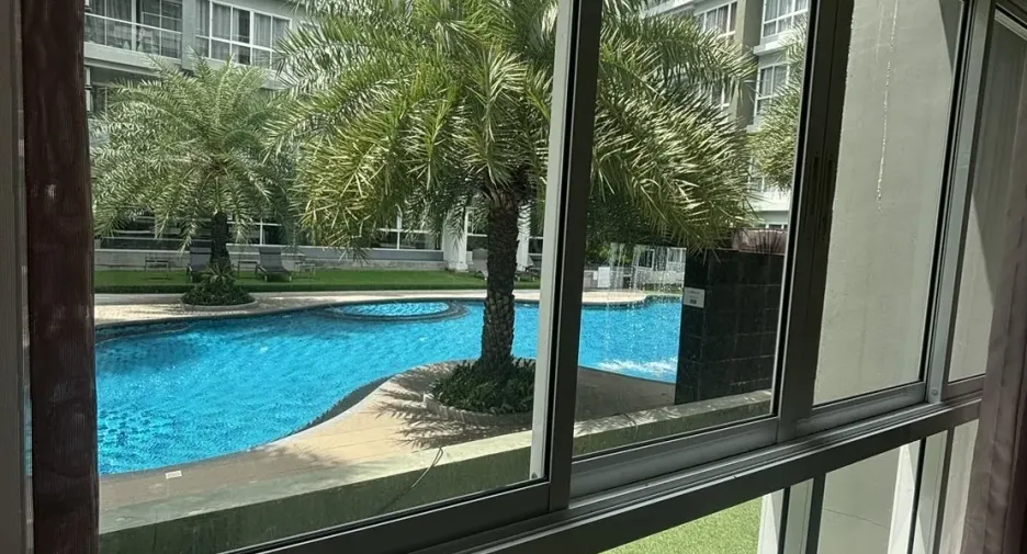 For sale 1 bed condo in Mueang Rayong, Rayong
