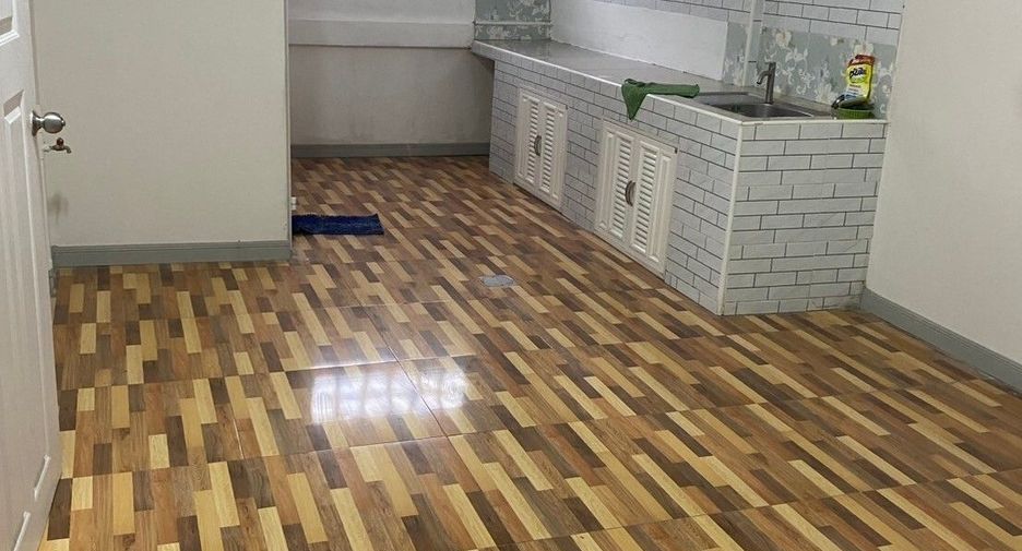 For sale and for rent 3 bedrooms townhouse in Bang Pa-in, Phra Nakhon Si Ayutthaya