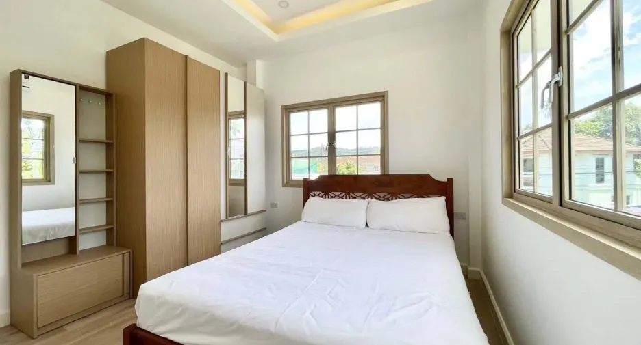 For sale and for rent 4 bedrooms villa in Mueang Phuket, Phuket