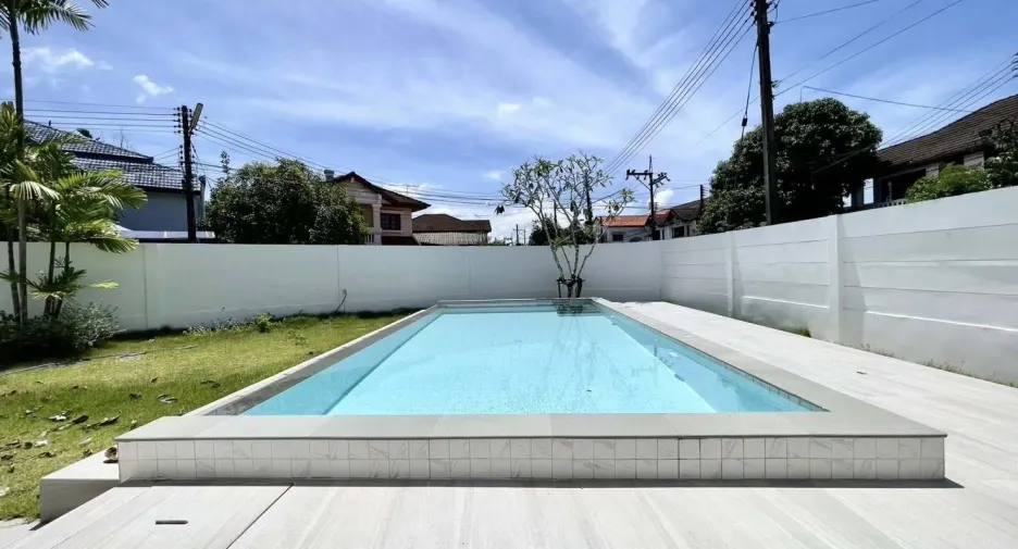 For sale and for rent 4 bedrooms villa in Mueang Phuket, Phuket