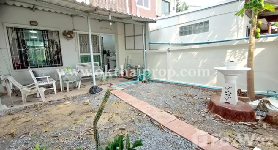 Reihenhaus zum Kauf mit 3 Zimmer in Bang Bua Thong, Nonthaburi