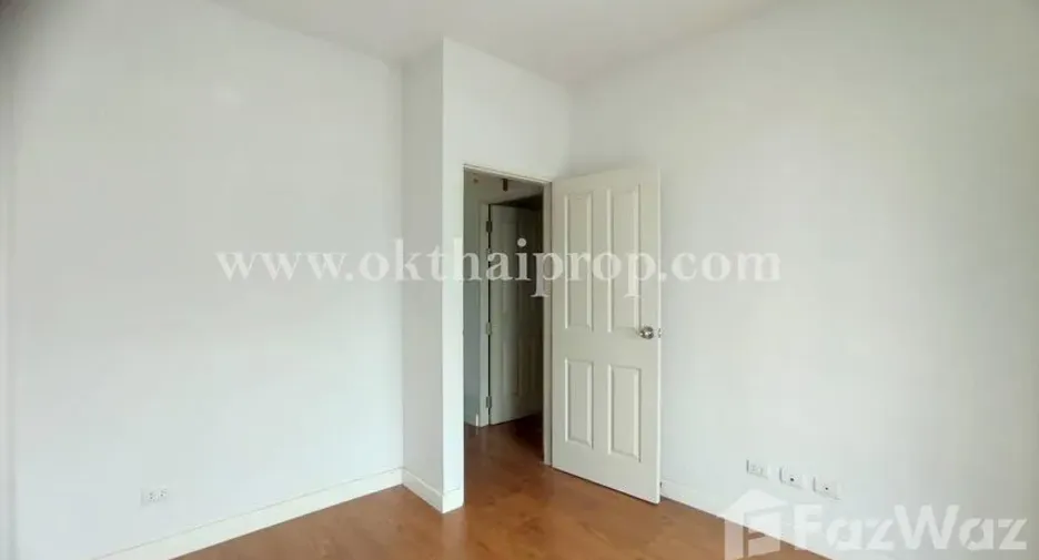 Reihenhaus zum Kauf mit 3 Zimmer in Bang Bua Thong, Nonthaburi