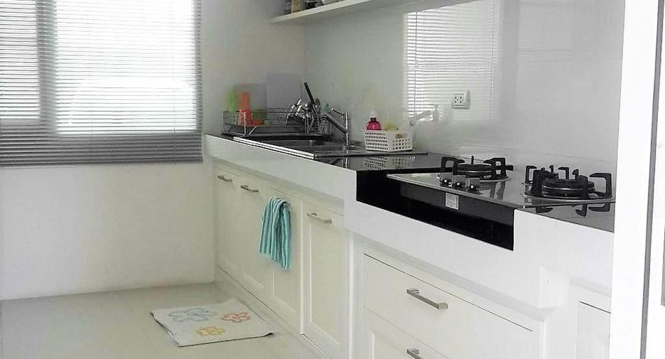 For sale 4 bedrooms house in Sai Mai, Bangkok