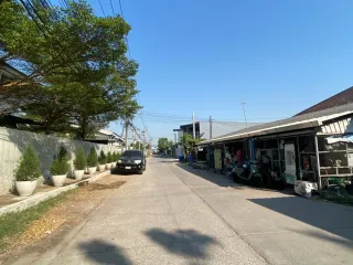 Terreno en venta en Bang Khun Thian, Bangkok