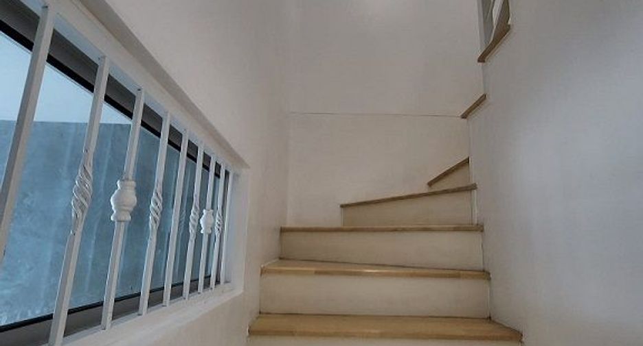 Reihenhaus zur Miete mit 3 Zimmer in Khlong Luang, Pathum Thani