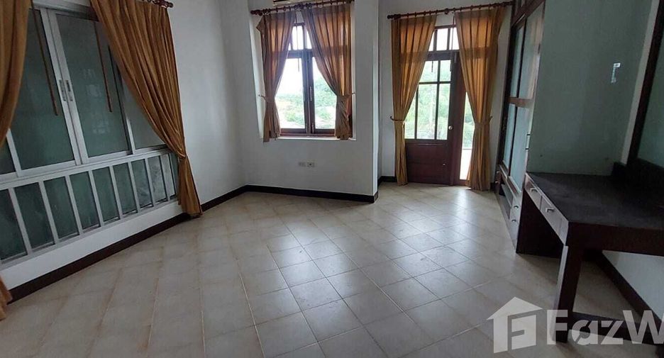 For sale 4 bedrooms retail Space in Thalang, Phuket