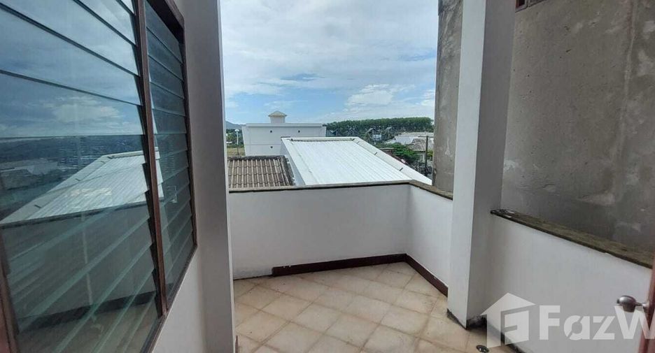 For sale 4 bedrooms retail Space in Thalang, Phuket