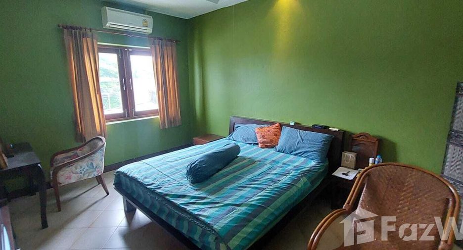 For sale 4 bedrooms retail Space in Thalang, Phuket