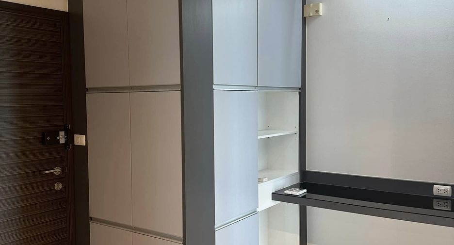 For sale and for rent 2 bedrooms condo in Watthana, Bangkok