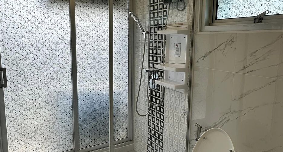 For sale and for rent 2 bedrooms condo in Watthana, Bangkok