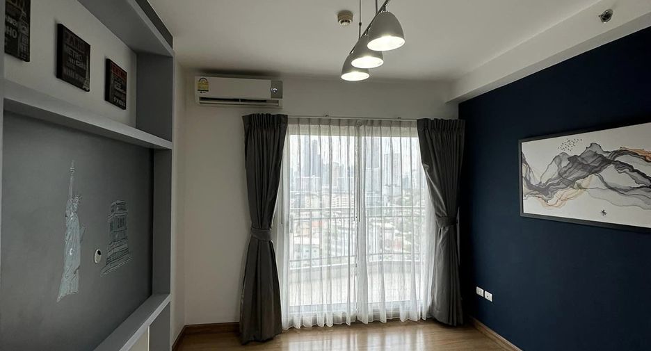 For sale and for rent 2 bedrooms condo in Watthana, Bangkok