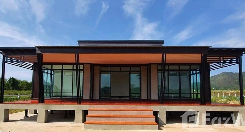 出售 3 卧室 独立屋 在 Tha Yang, Phetchaburi