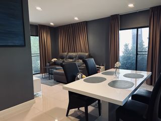 For sale 3 bedrooms house in Phra Samut Chedi, Samut Prakan