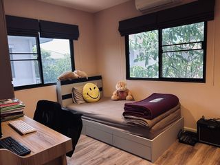 For sale 3 bedrooms house in Phra Samut Chedi, Samut Prakan