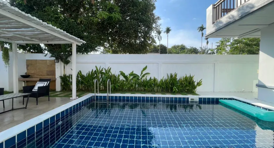 À louer 3 chambres maison à Mueang Phuket, Phuket