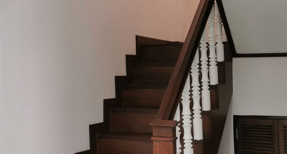 Haus zum Kauf mit 5 Zimmer in Mueang Lampang, Lampang