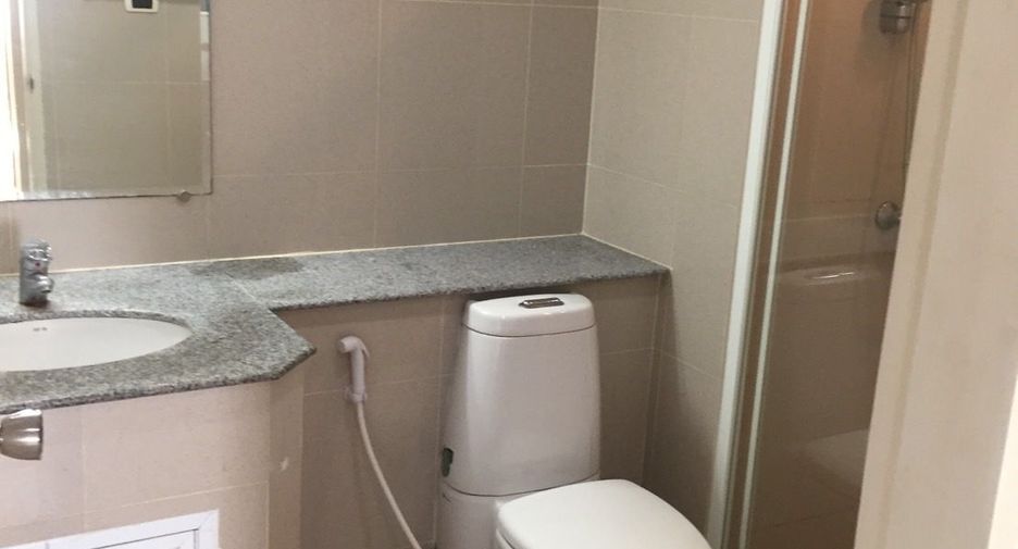 For sale 2 bedrooms condo in Sathon, Bangkok