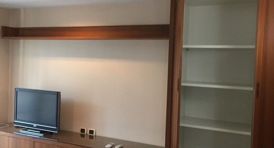 For sale 2 bedrooms condo in Sathon, Bangkok