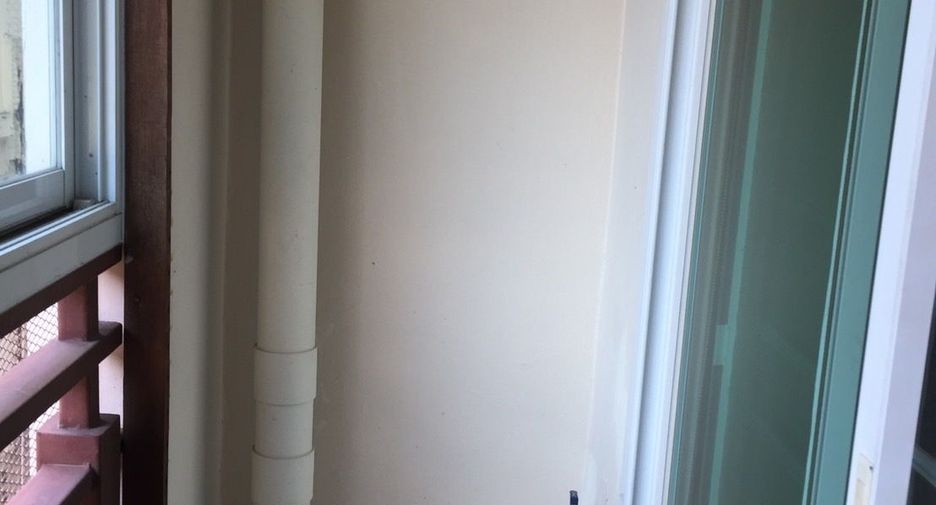 For sale 2 bedrooms condo in Sathon, Bangkok