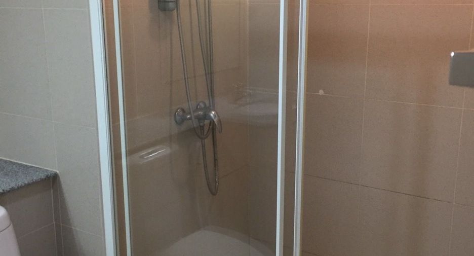 For sale 2 bedrooms condo in Sathon, Bangkok