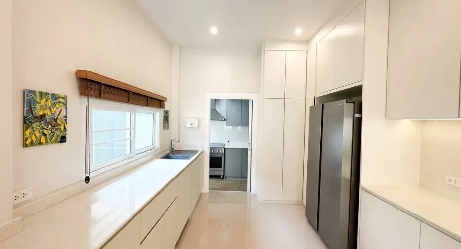 Haus zur Miete mit 3 Zimmer in Bang Lamung, Chonburi