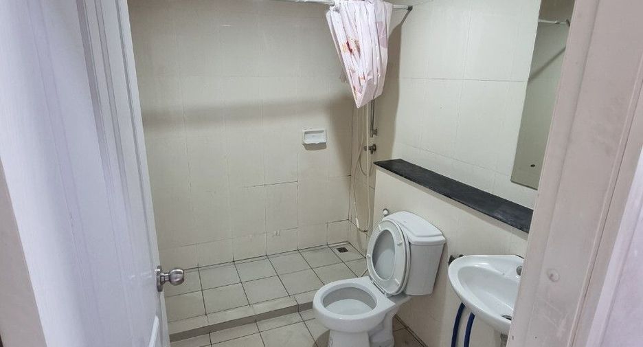 Продажа 3 спальни таунхаус в Bang Bua Thong, Нонтабури